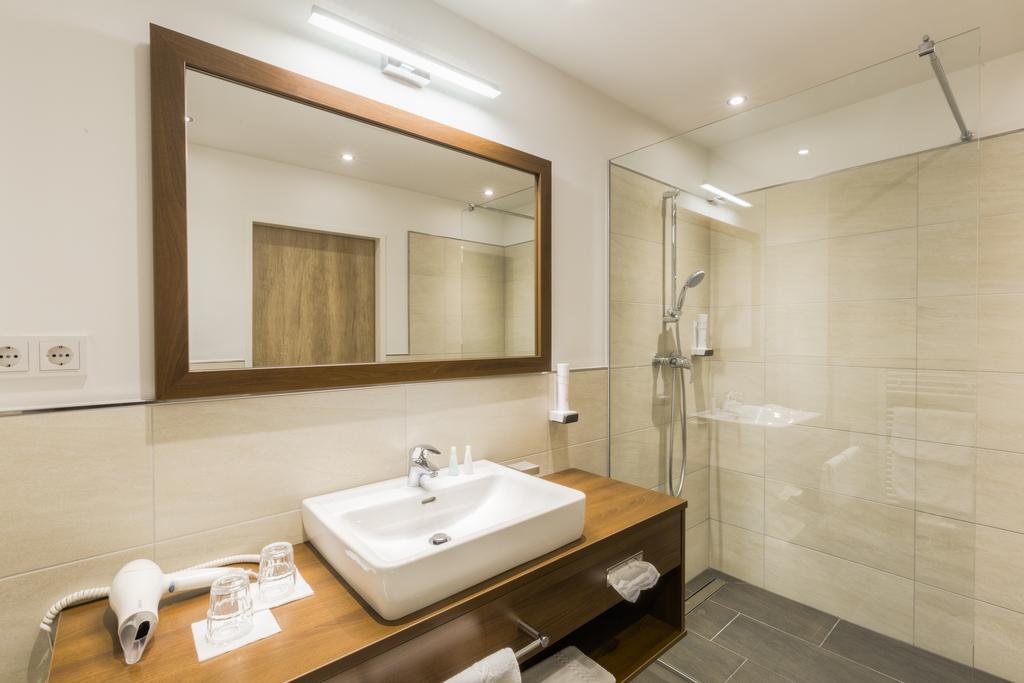 Seehotel Das Jo เพิร์ทชาค อัม เวิร์ทเทอร์ซี ห้อง รูปภาพ