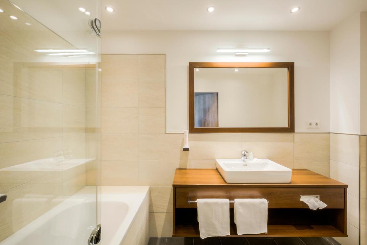 Seehotel Das Jo เพิร์ทชาค อัม เวิร์ทเทอร์ซี ภายนอก รูปภาพ